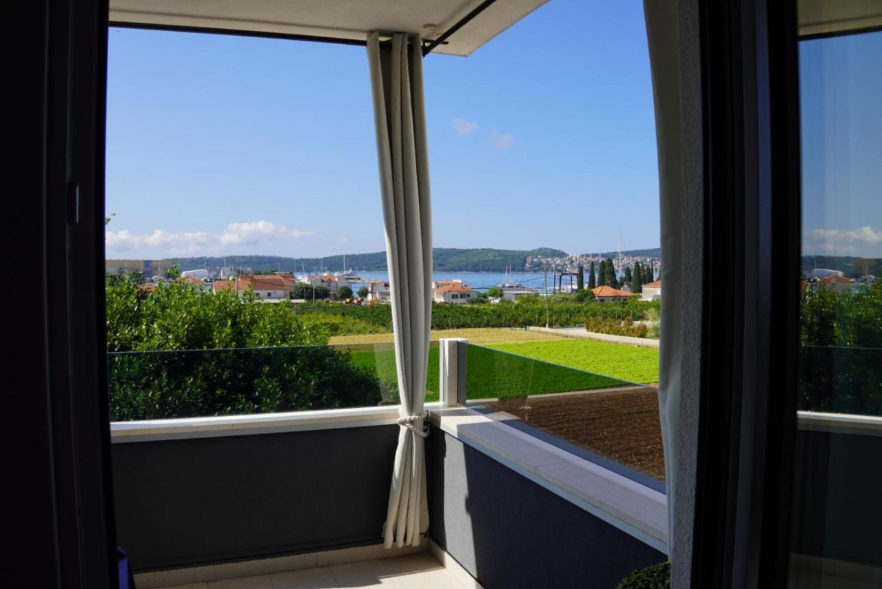 Blue Shell Trogir Apartment Eksteriør billede